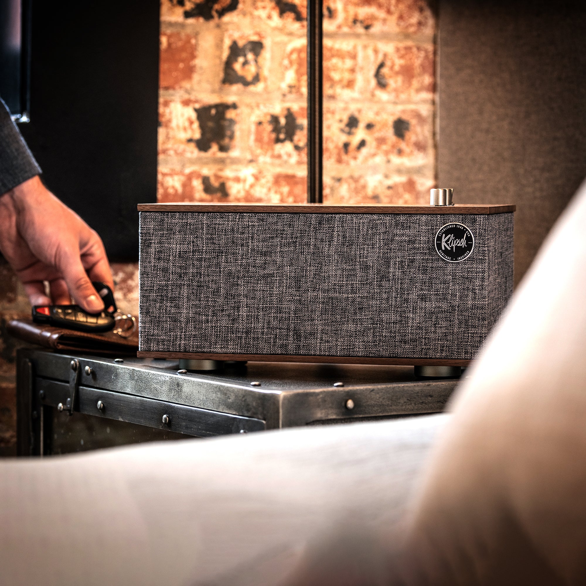 Klipsch Heritage Series THE ONE II - Wireless Shelf Stereo with Phono (Certified Refurbished) - Image 3