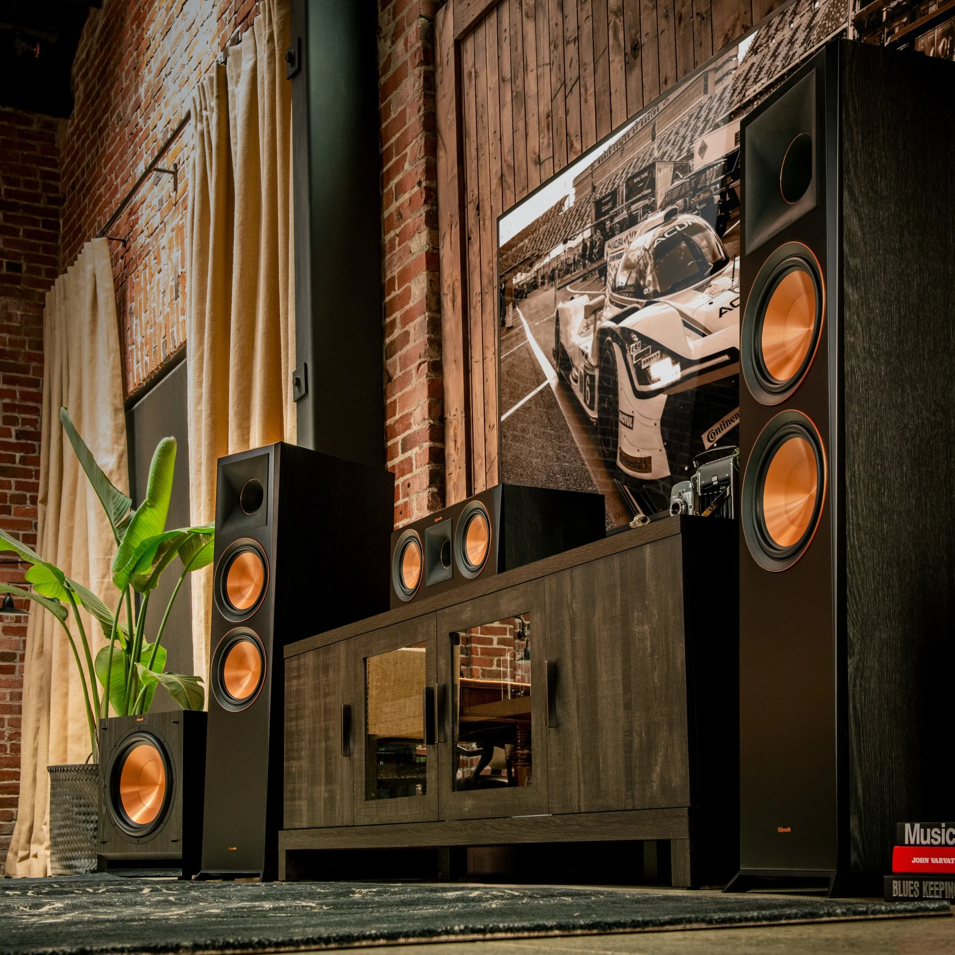 Klipsch RP-600C CENTER CHANNEL SPEAKER (Certified Refurbished) - Image 5