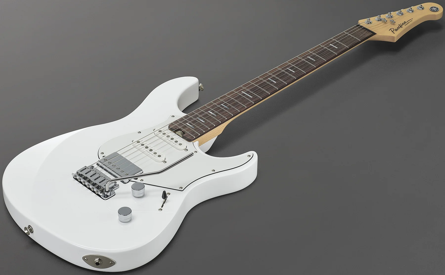 Yamaha PACS+12 SWH 6-String RH Pacifica Standard Plus Solidbody Electric Guitar w/ Rosewood Fingerboard – Shell White (Certified Refurbished) - Image 5